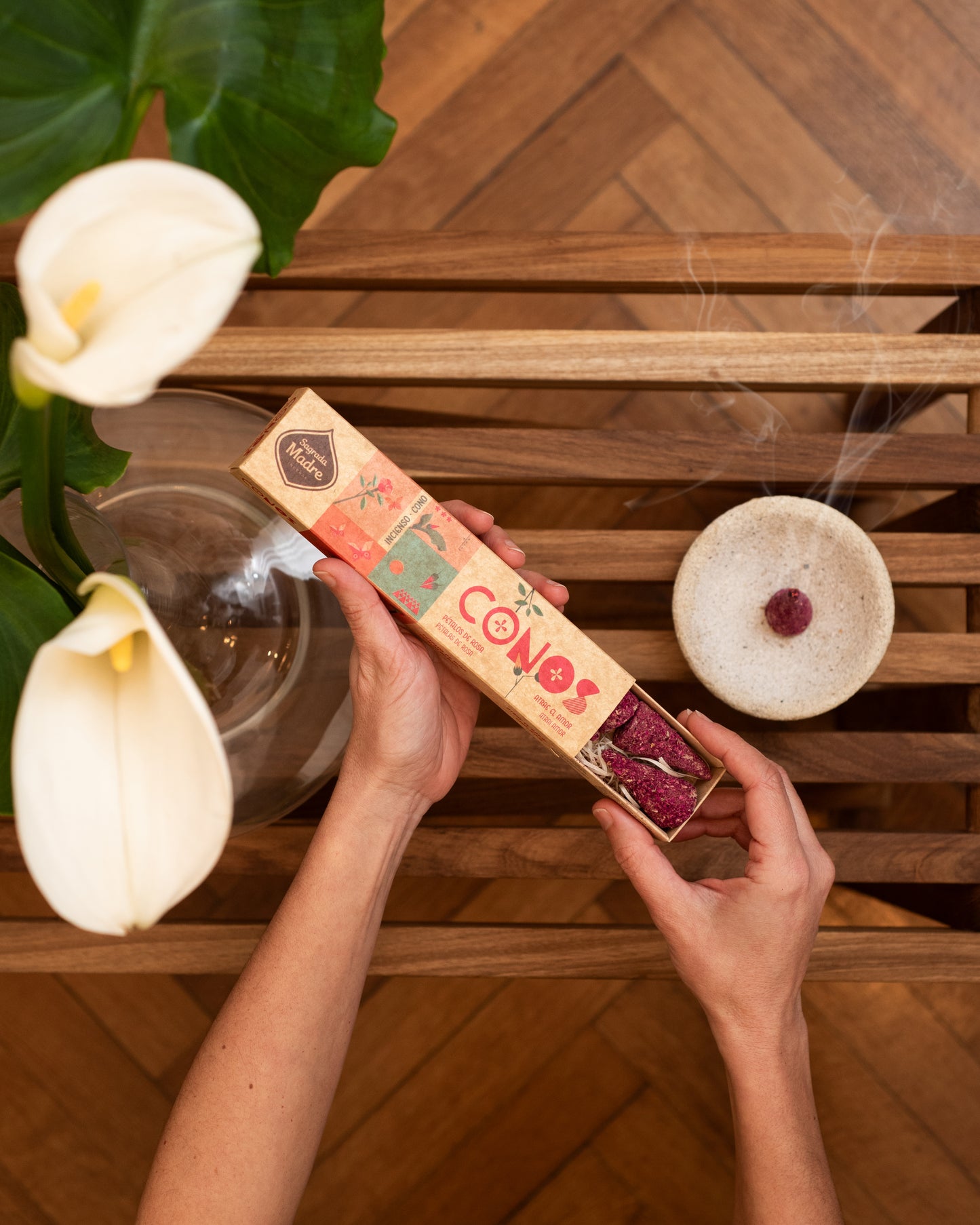 Incienso Cono Pétalos de Rosa Sagrada Madre