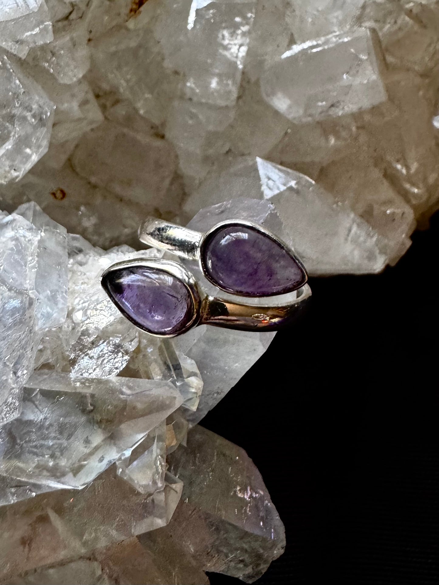 💜✨ Anillo ajustable de plata con Amatista ✨💜