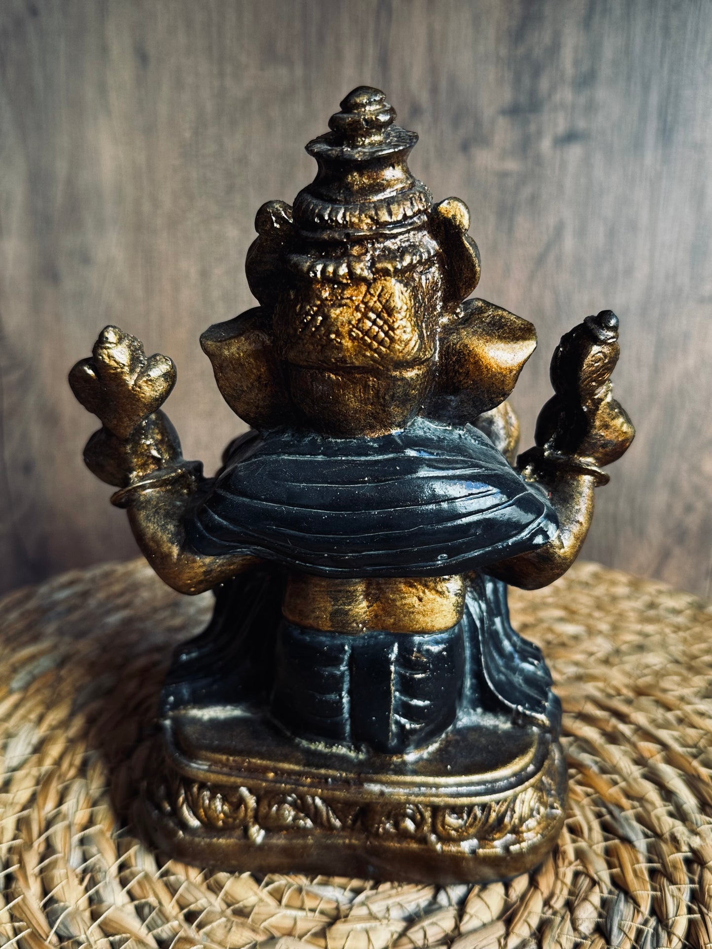 Figura de Gaṇeśa – Dios de la Sabiduría y Removedor de Obstáculos