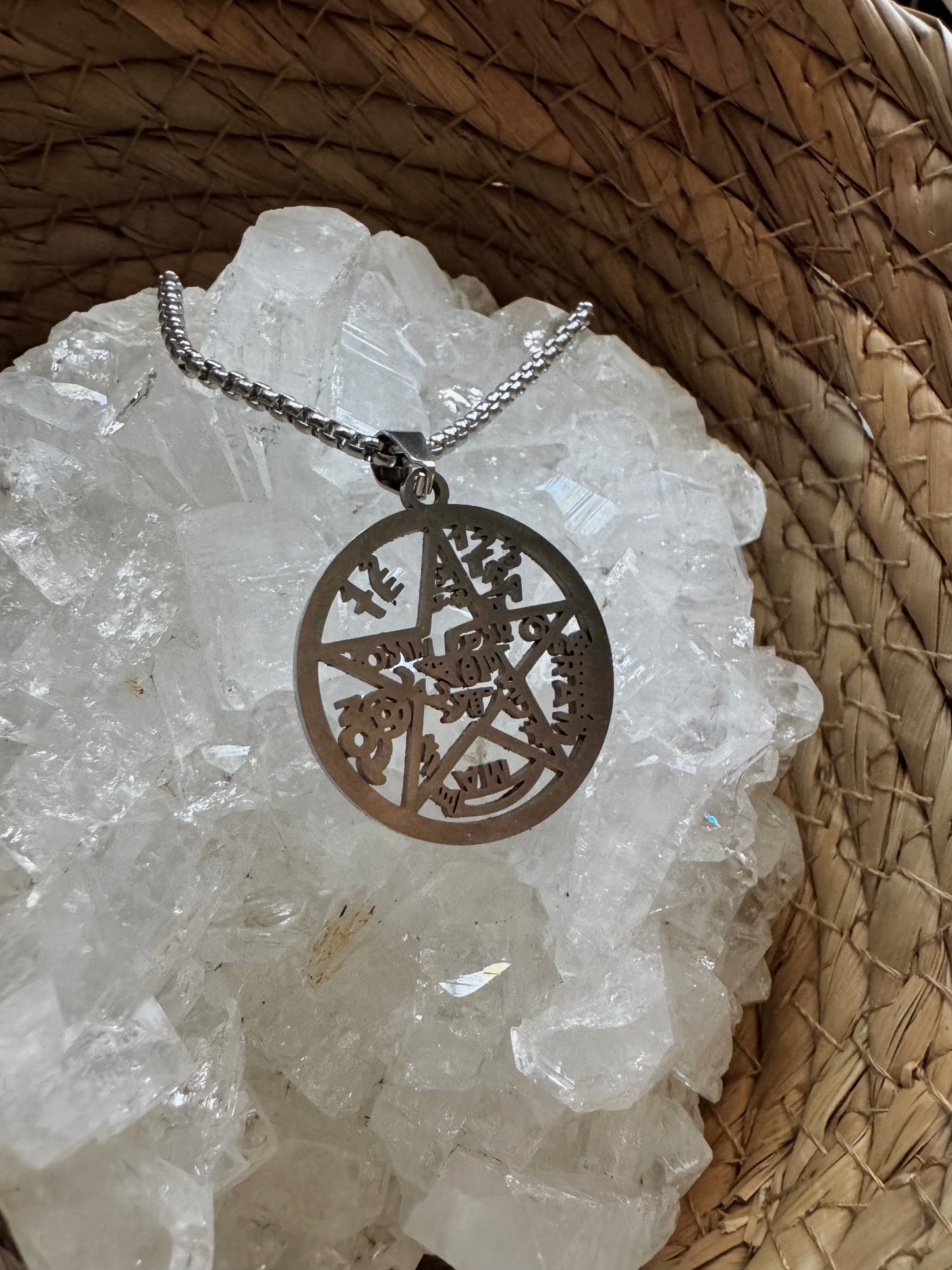 ✴️ Colgante Tetragramatón