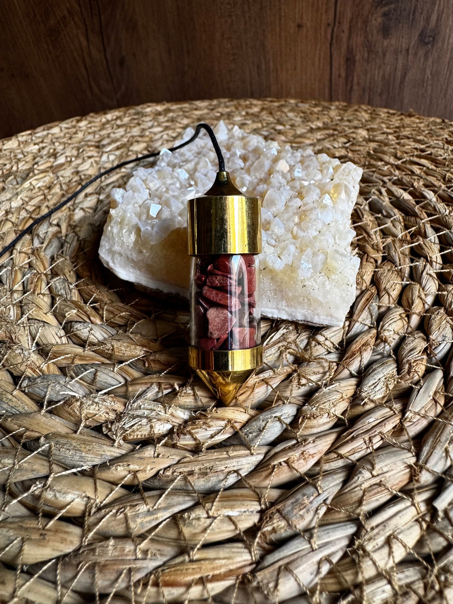 🜂 Péndulo Encapsulado de Ojo de Tigre – Protección y Foco Interior 🜂