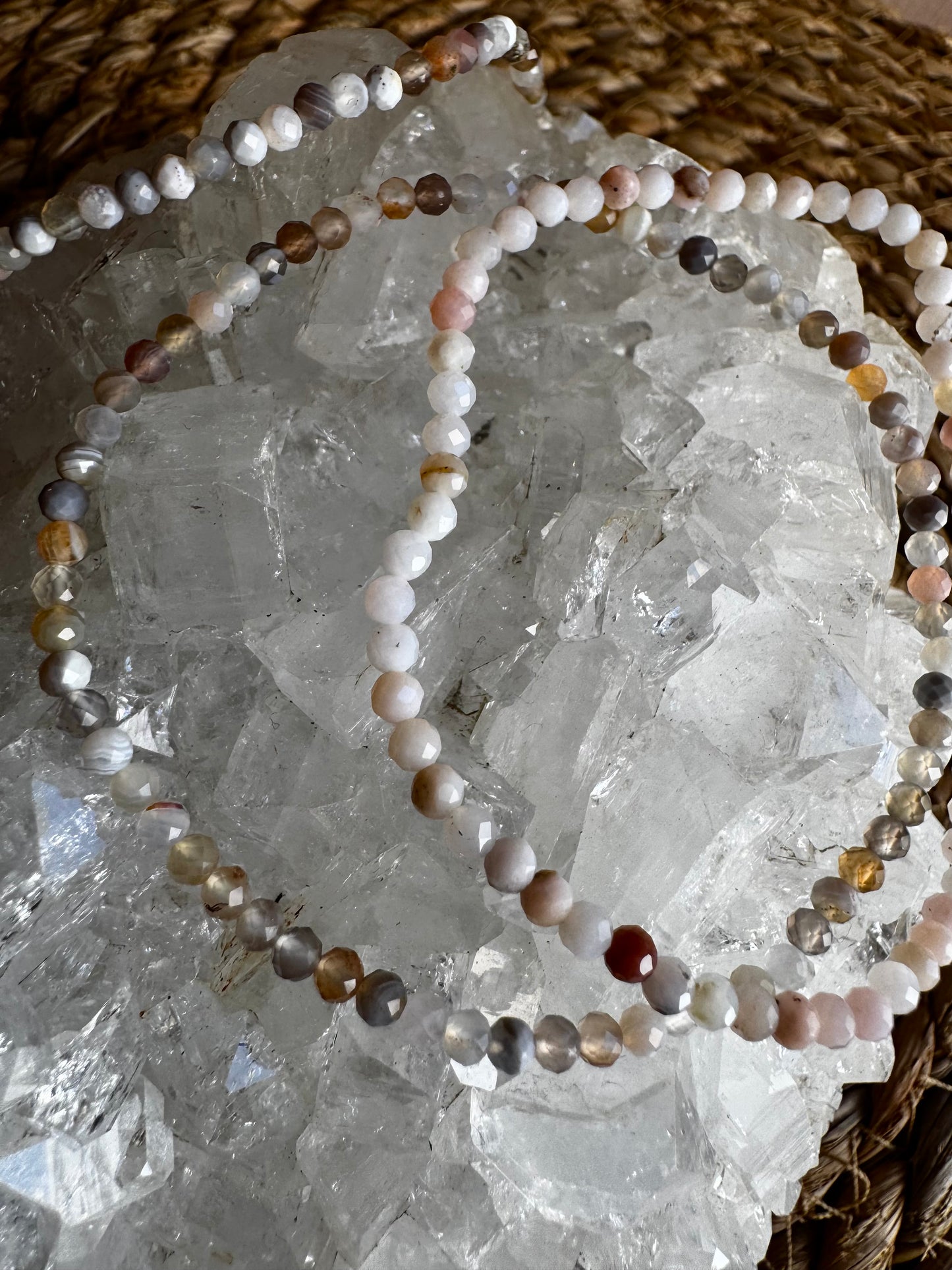 Pulsera facetada de Ágata de Botsuana 3mm