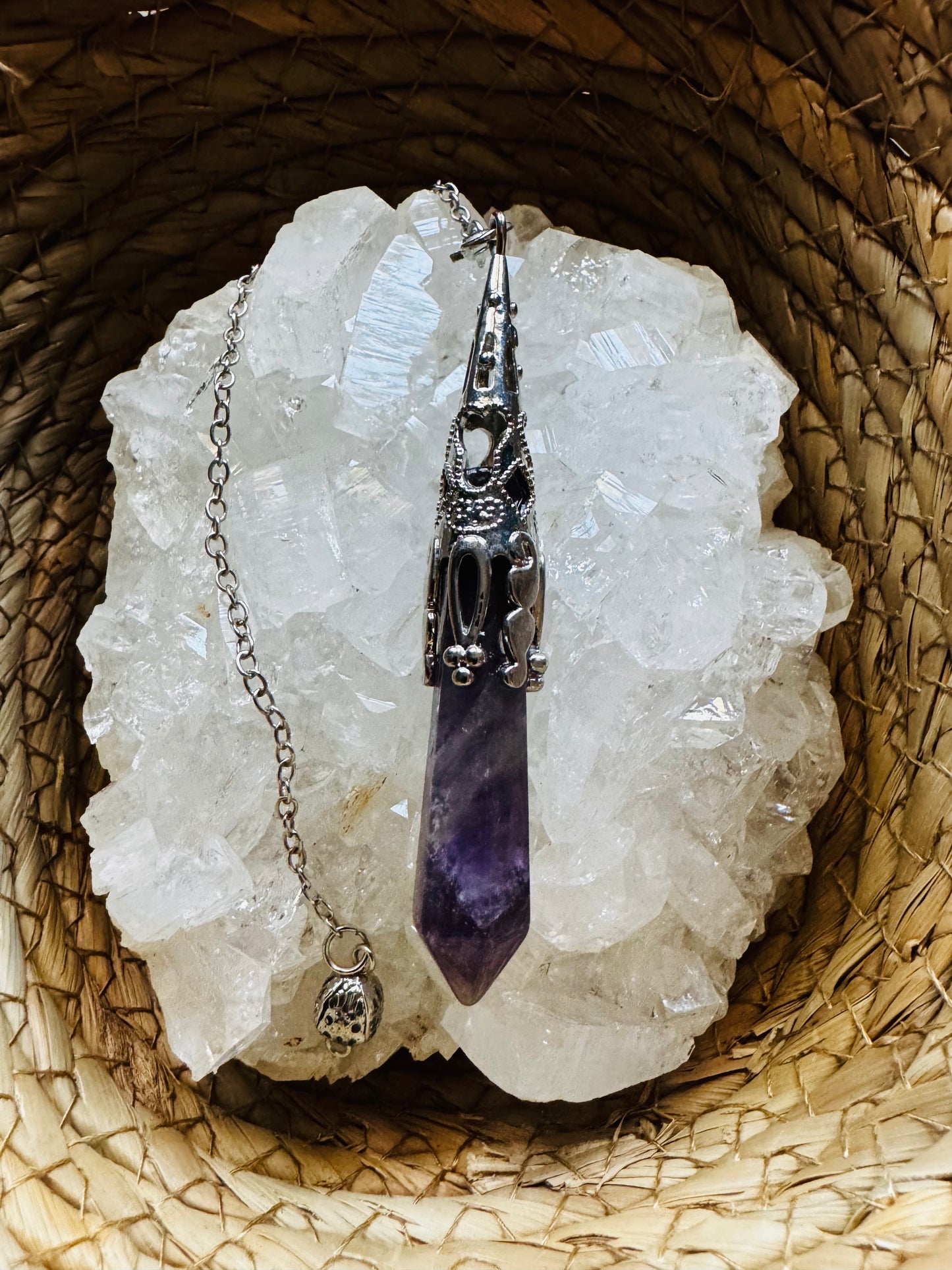 🔮 Péndulo de las Brujas de Amatista – Protección y Sabiduría Interior