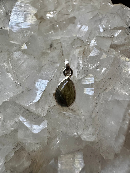 💫🔮 Colgante mini de Labradorita en forma de gota 🔮💫