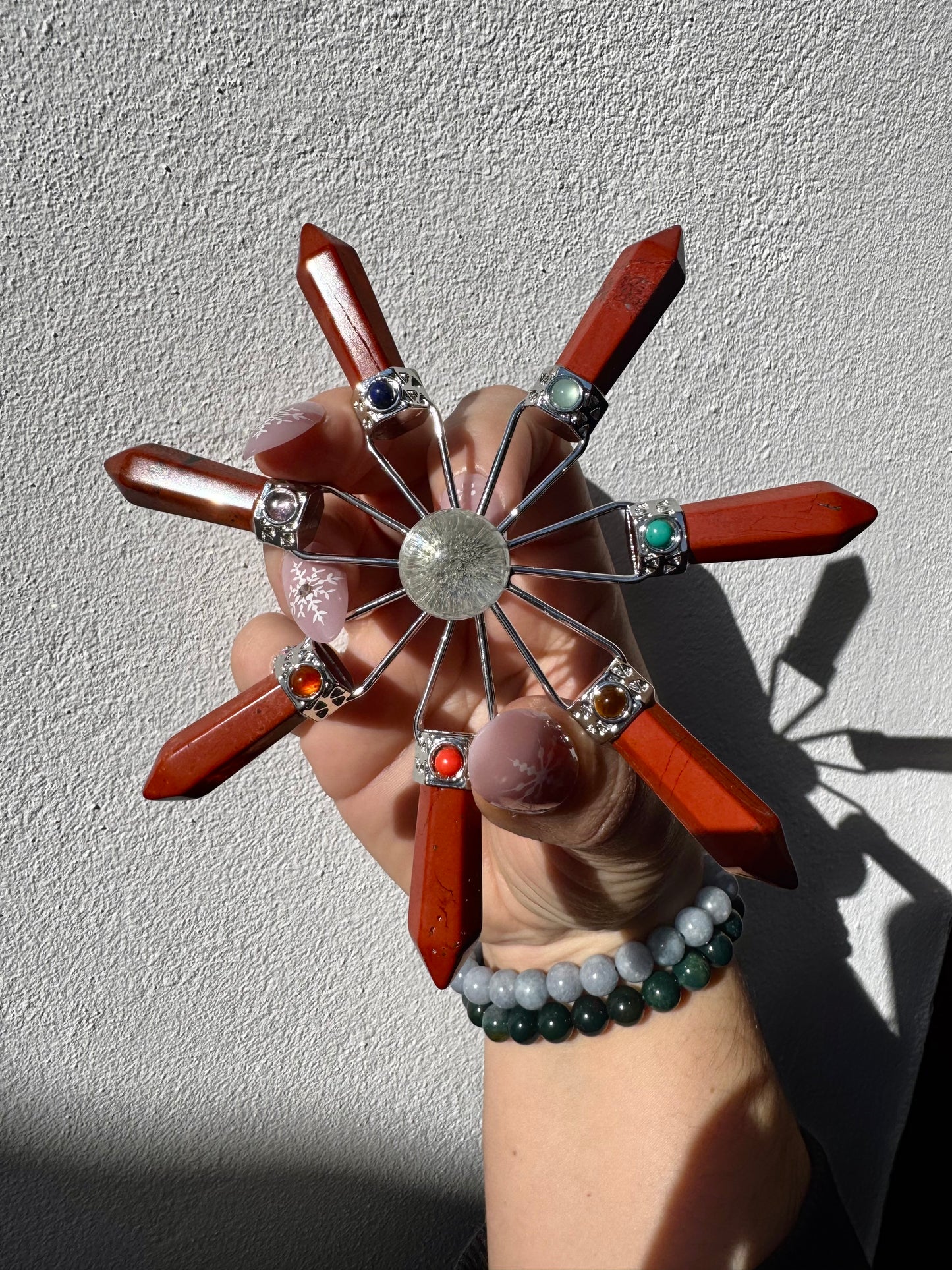 🔴 Generador Energético de 7 Chakras con Jaspe Rojo