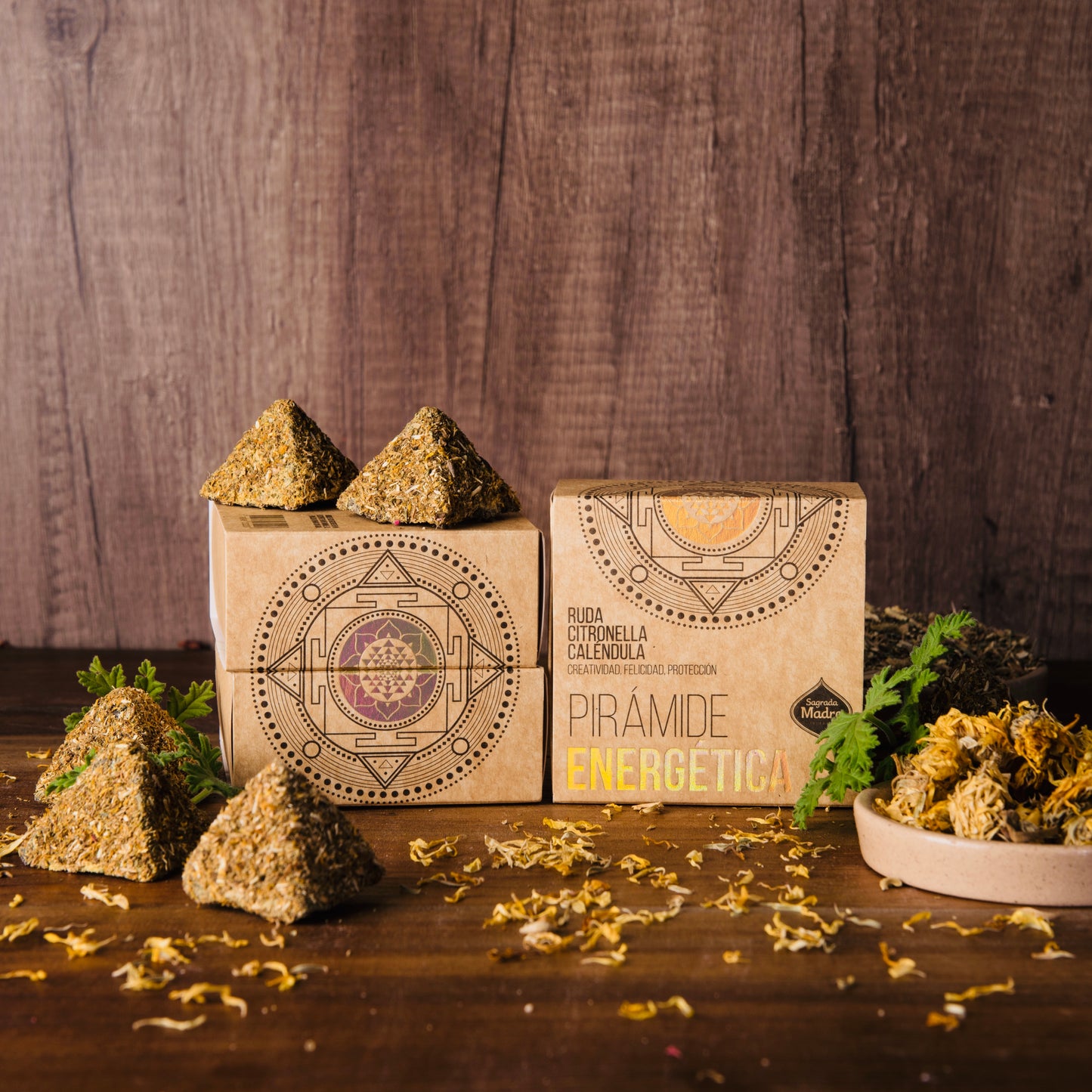 Pirámides Energéticas ~ Citronela, Caléndula y Ruda 🌿