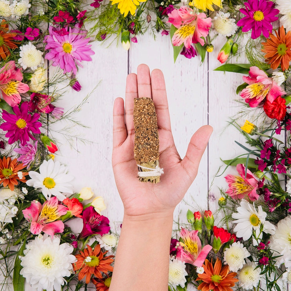 Sahumito Mirra y Palo Santo · Limpieza y Armonía - Sagrada Madre