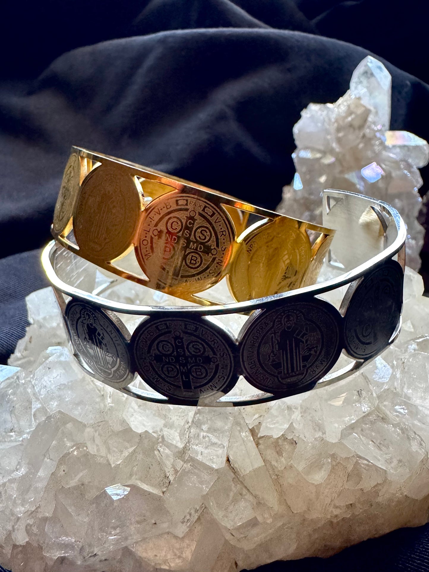 🛡️✨ Brazalete XL de San Benito — Protección y Fortaleza ✨🛡️