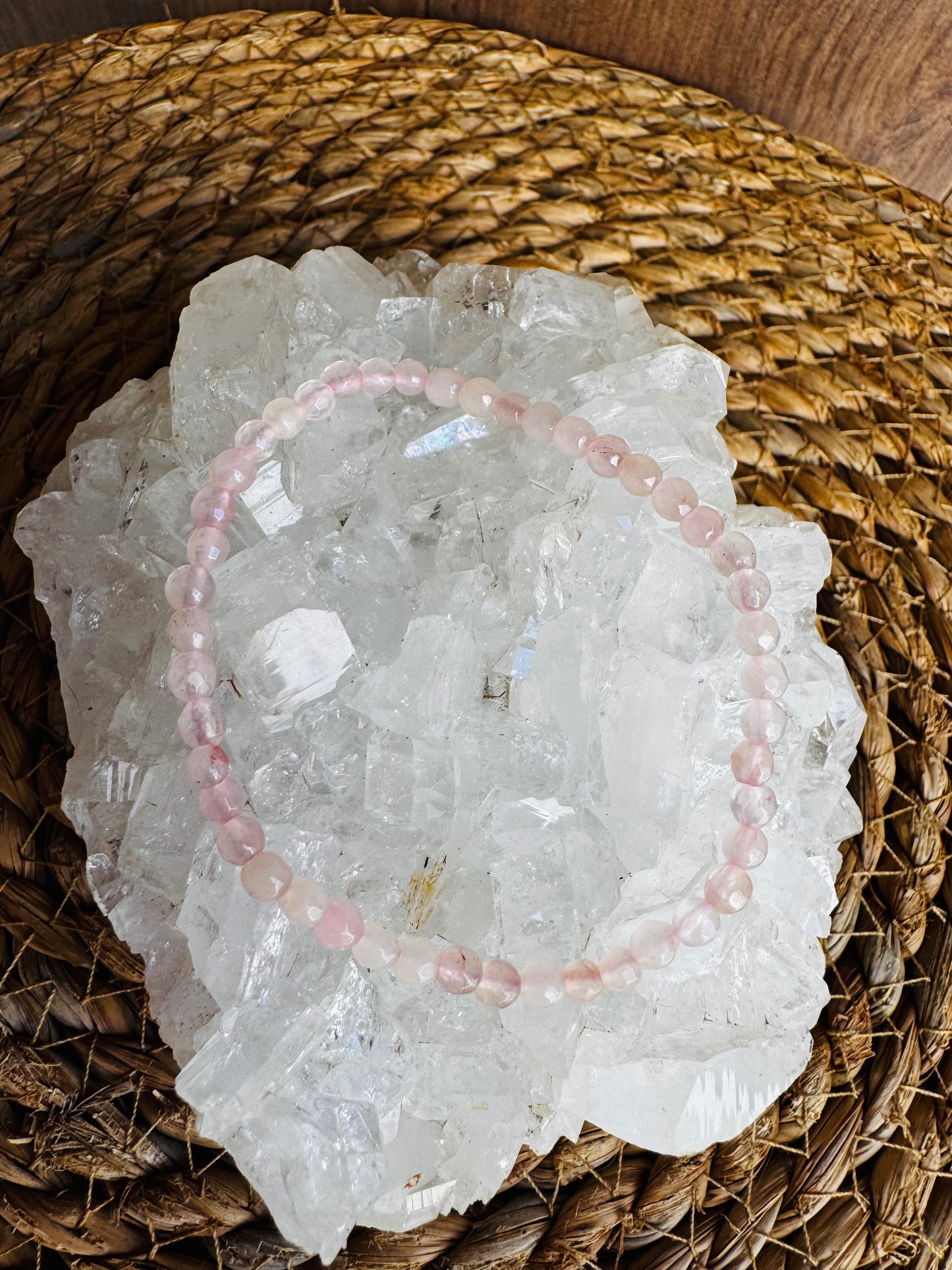 Pulsera de Cuarzo Rosa – Amor y Armonía Interior ✨