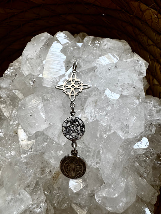 🜂 Colgante Triple Protección en Plata