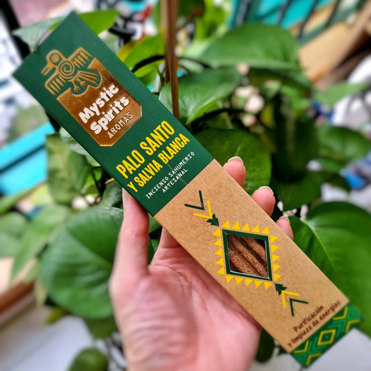 🍃 Mystic Spirits – Palo Santo & Salvia Blanca (Purificación & Energía)