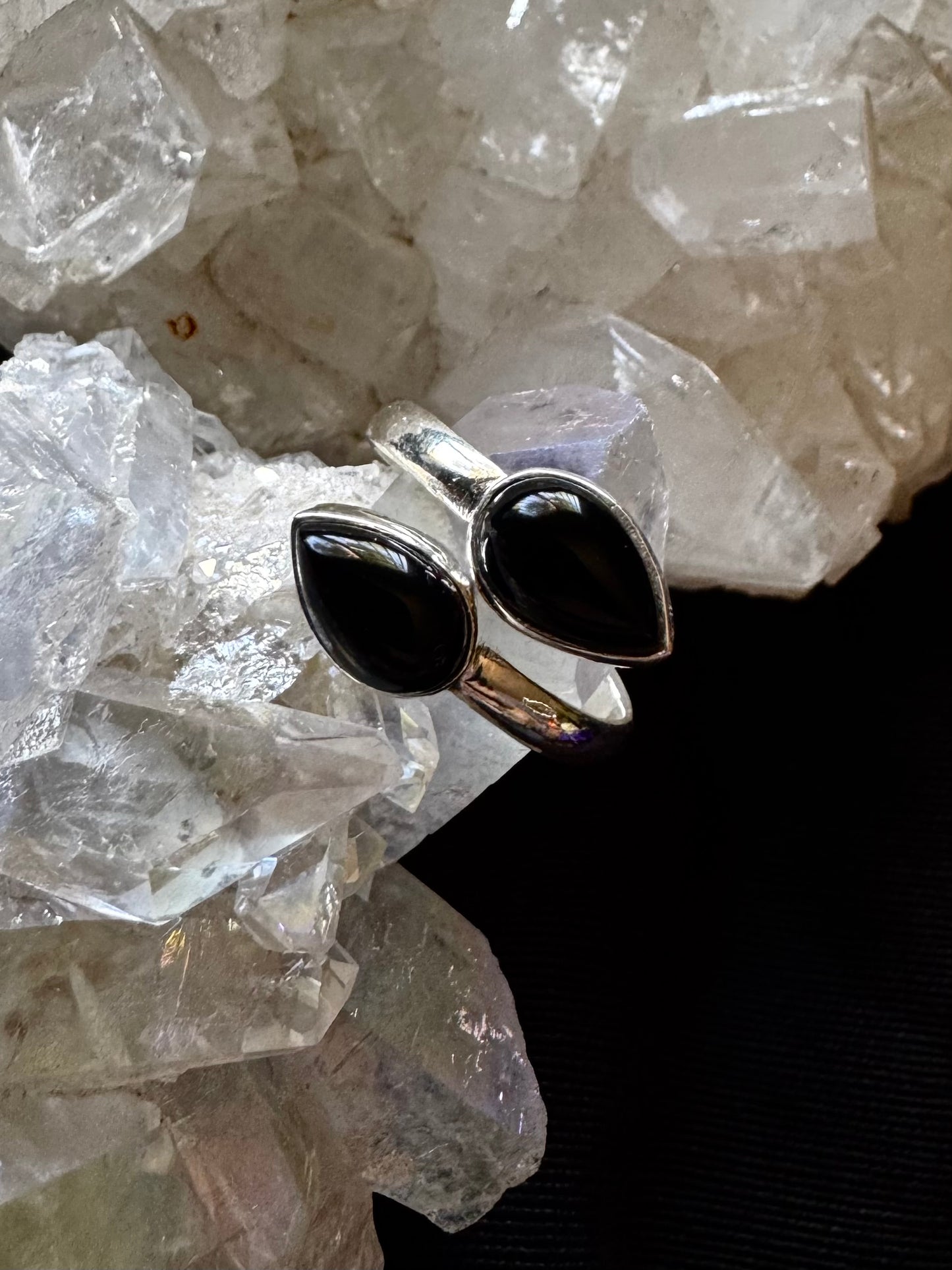 🖤✨ Anillo ajustable de plata con Ónix ✨🖤