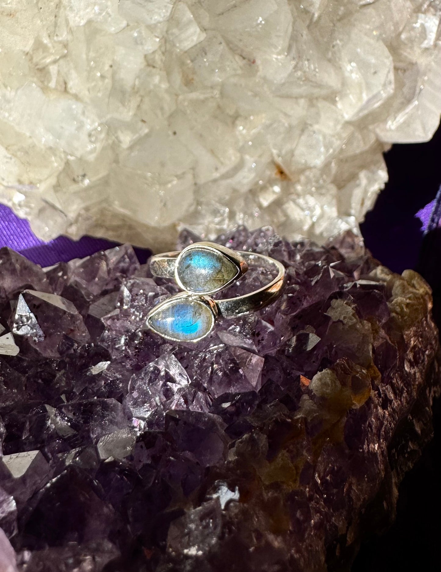 💍🌙 Anillo Ajustable de Plata con Doble Labradorita 🌙💍