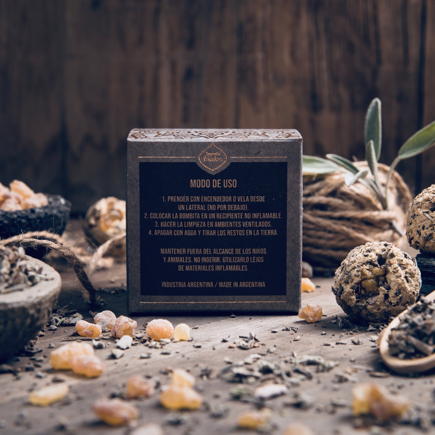 Bombita Premium Defumación Activada Olíbano y Salvia  Sagrada Madre