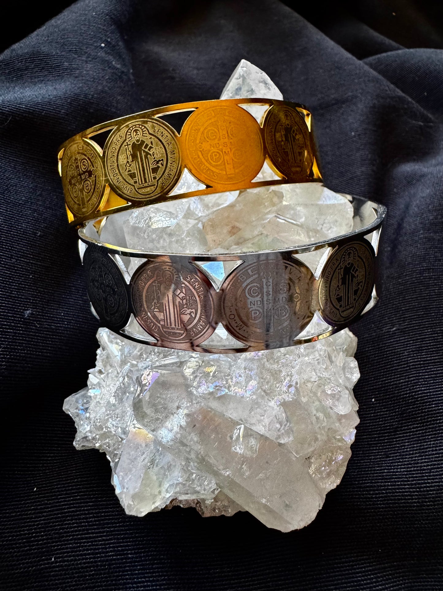 🛡️✨ Brazalete XL de San Benito — Protección y Fortaleza ✨🛡️