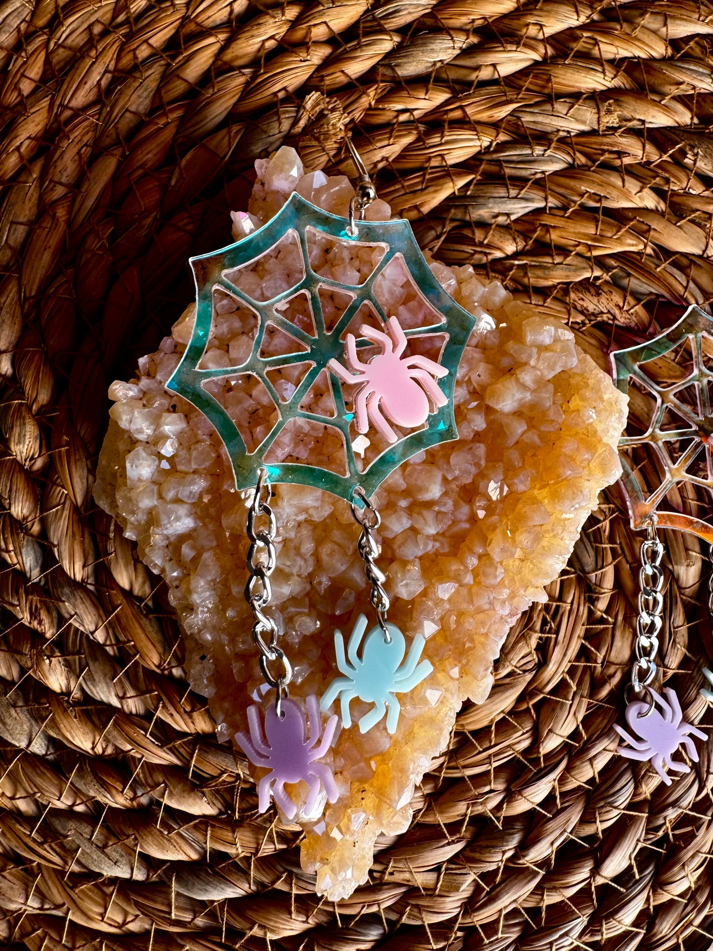 🕸️ Pendientes Weby