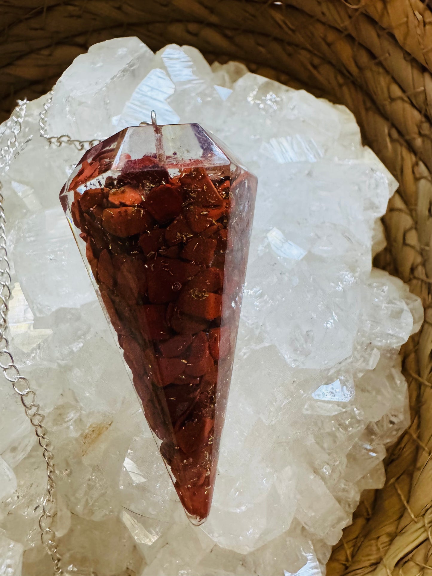 Péndulo Orgonita de Jaspe Rojo – Energía y Vitalidad