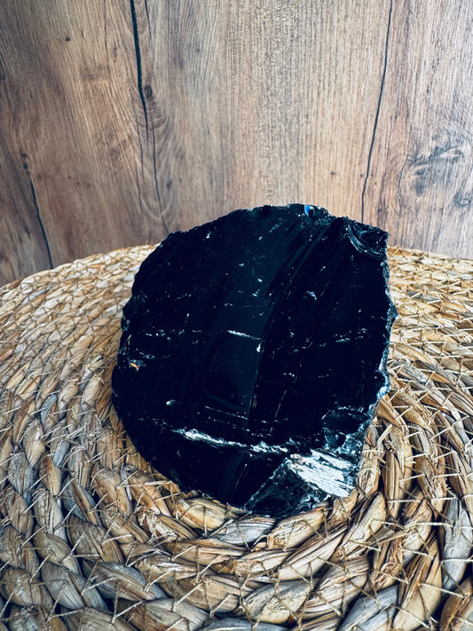 Obsidiana en Bruto · Protección Ancestral · 300 a 500 g
