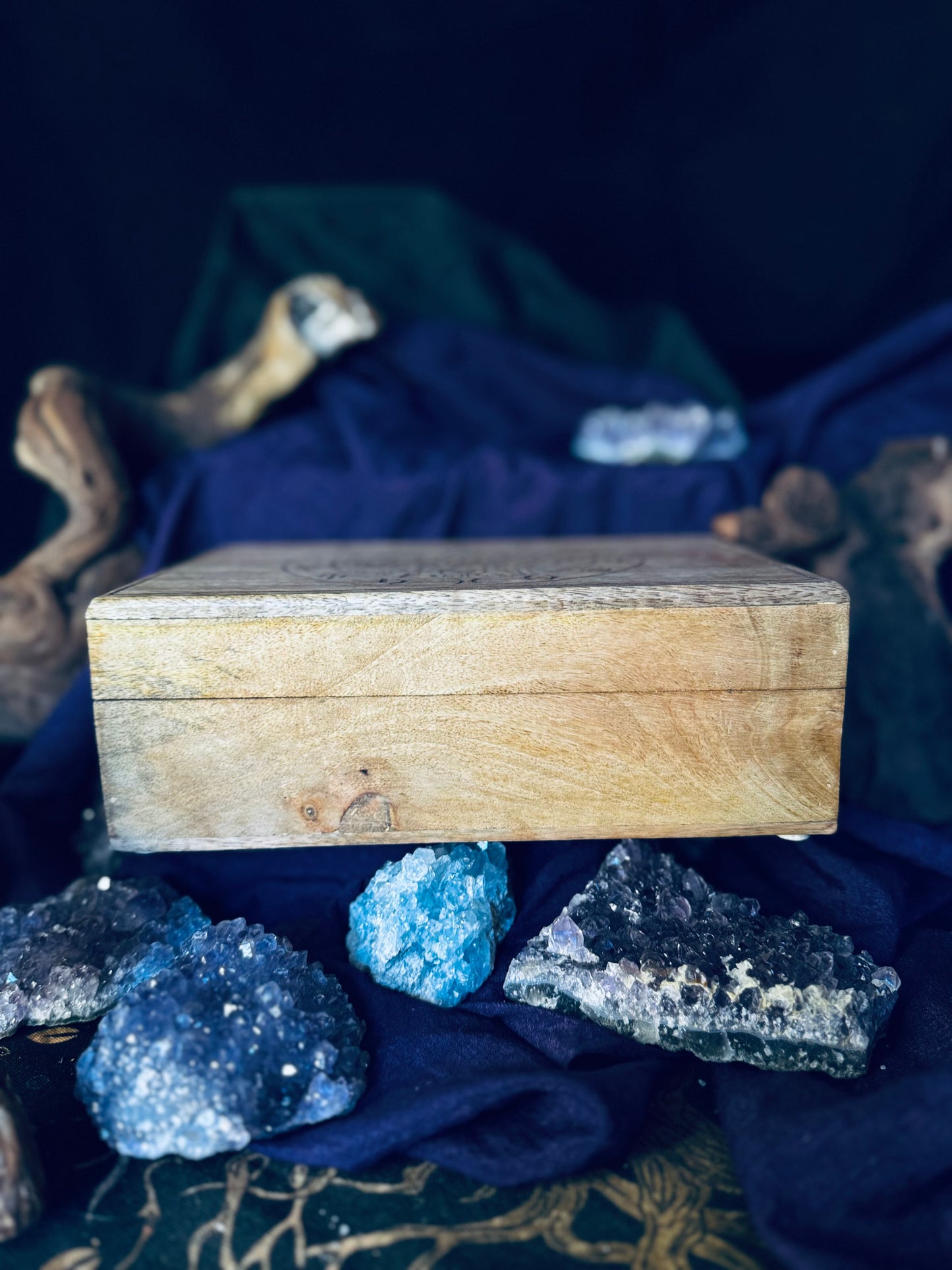 🔮✨ Gran Caja de Madera de los Horóscopos – Guarda tus Tesoros con Magia ✨🔮