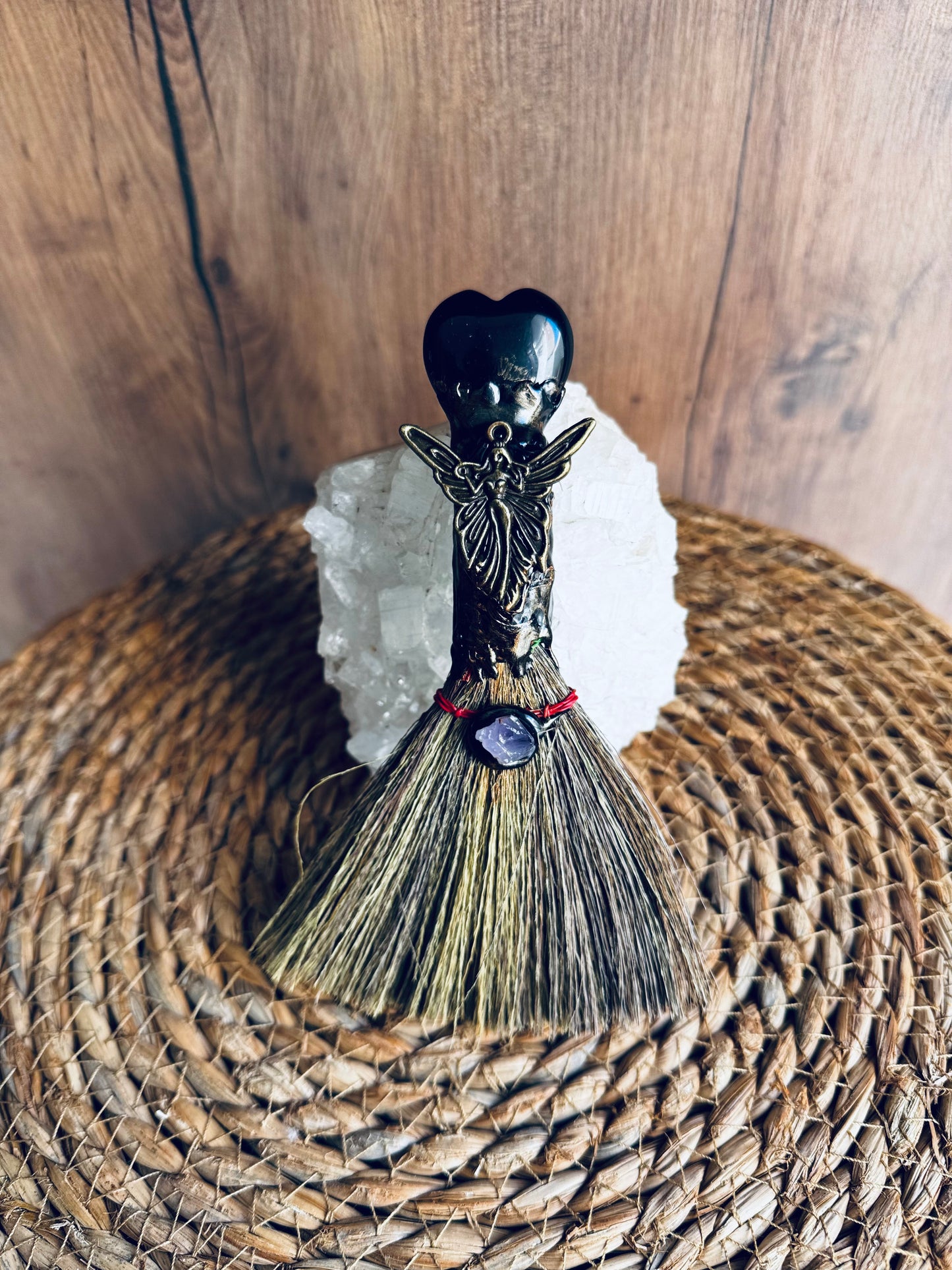 🧹 Escoba Protectora · Ónix, Amatista y Hada