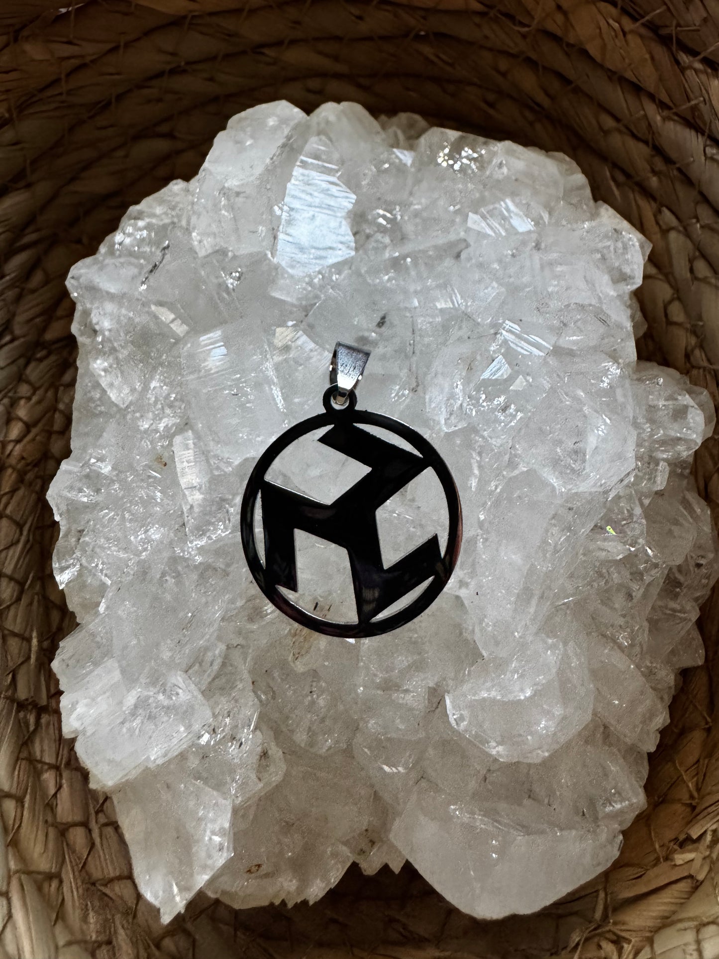 ✨ Colgante Antahkarana en Acero – Puente entre lo visible y lo divino