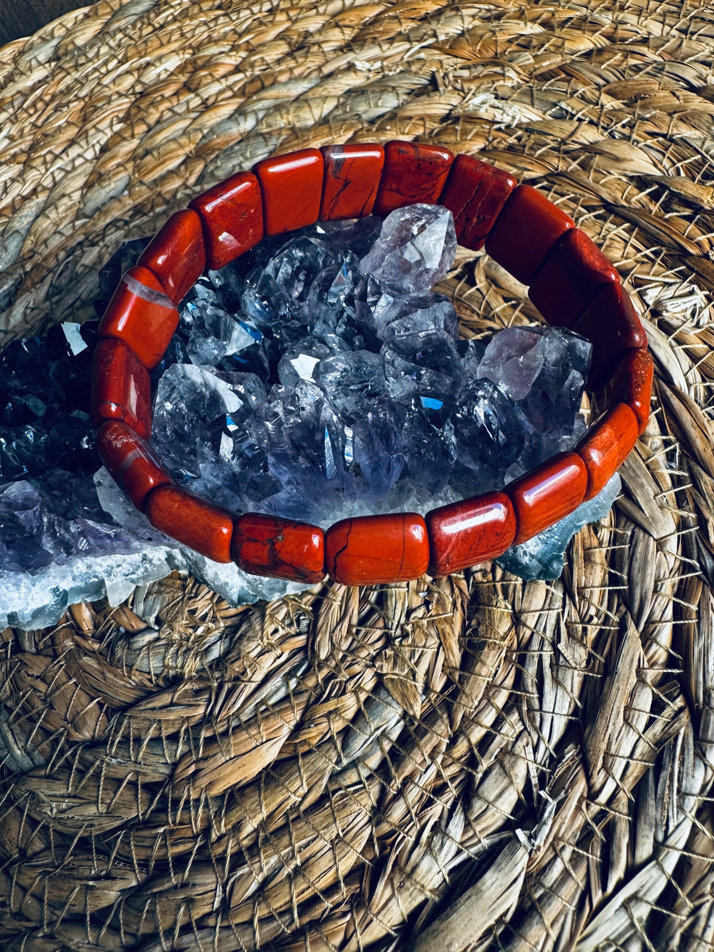 🧡Pulsera de Jaspe Rojo con Jaspe Sardo – Cuenta cuadrada