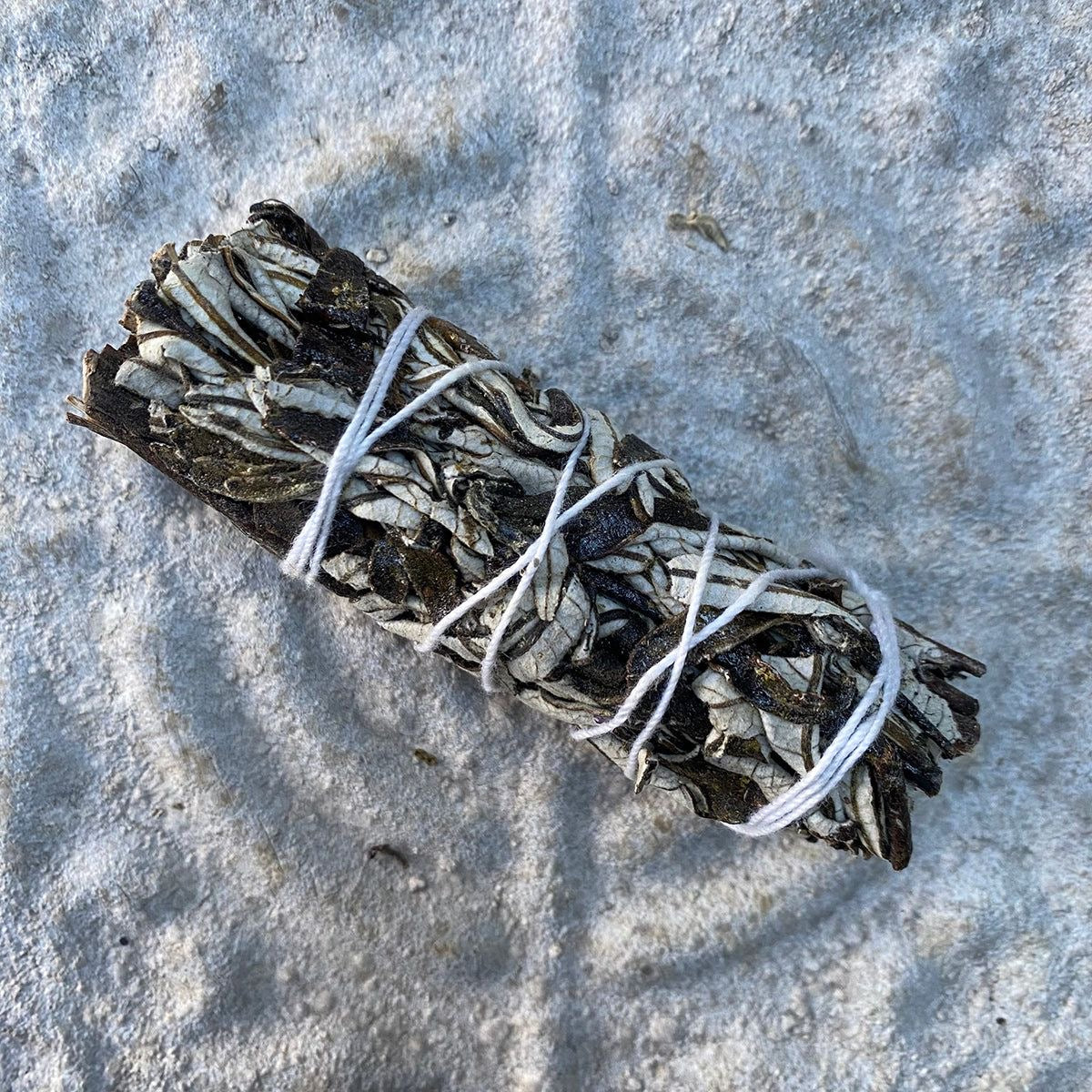 Atado de Yerba Santa · Limpieza y Protección Energética