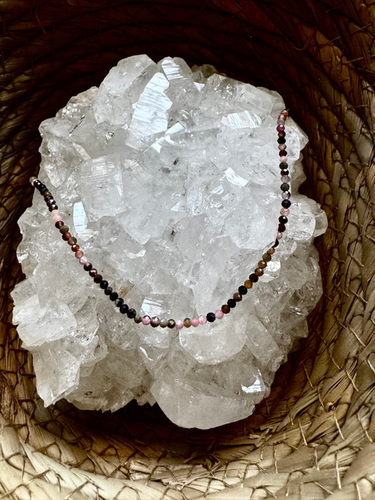 💗 Gargantilla de Turmalina Sandía Facetada — Amor y Equilibrio Emocional