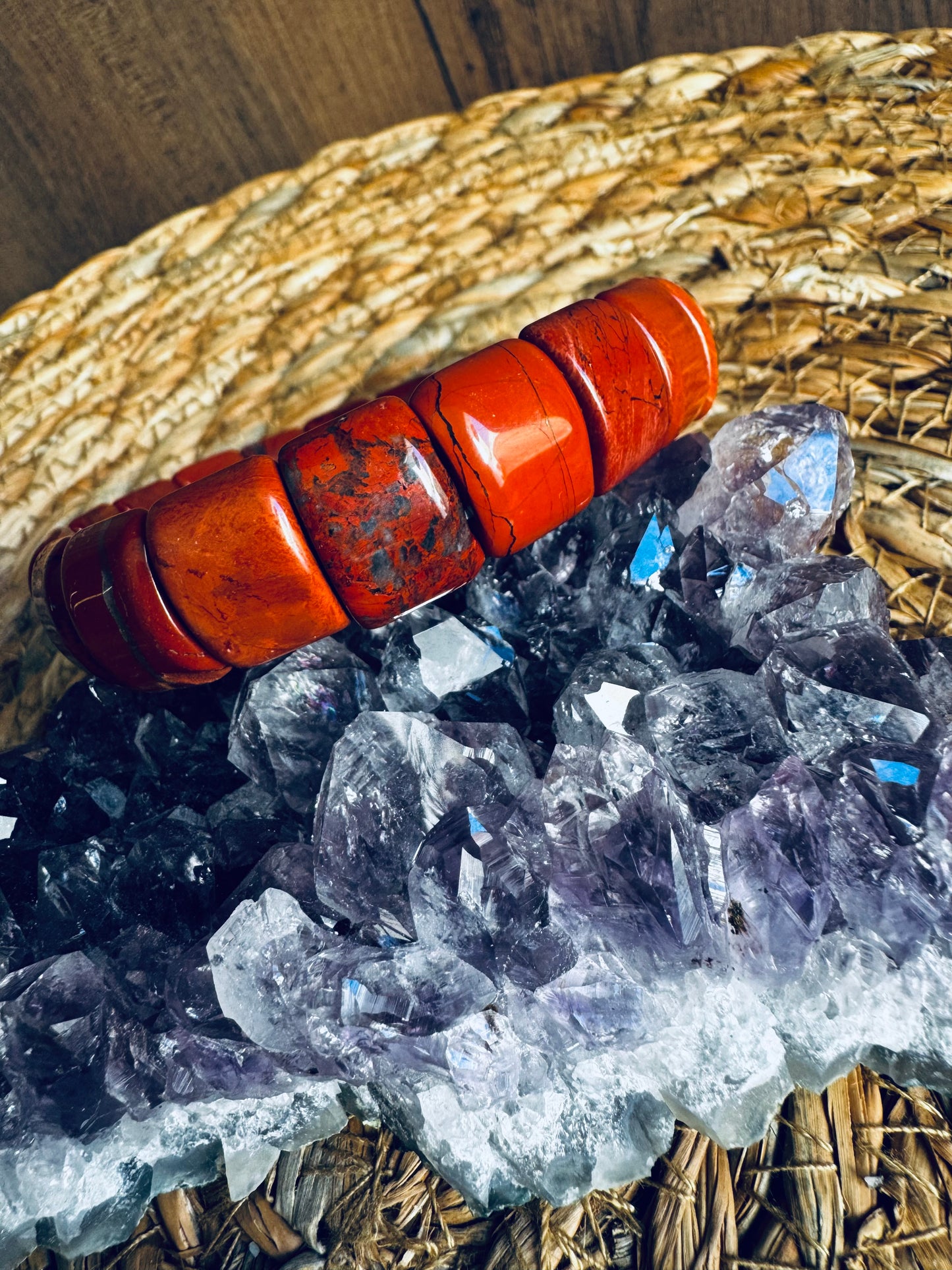 🧡Pulsera de Jaspe Rojo con Jaspe Sardo – Cuenta cuadrada
