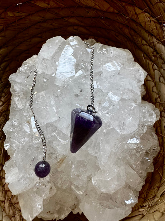 🔮 Péndulo Facetado de Amatista – Claridad y Conexión Espiritual