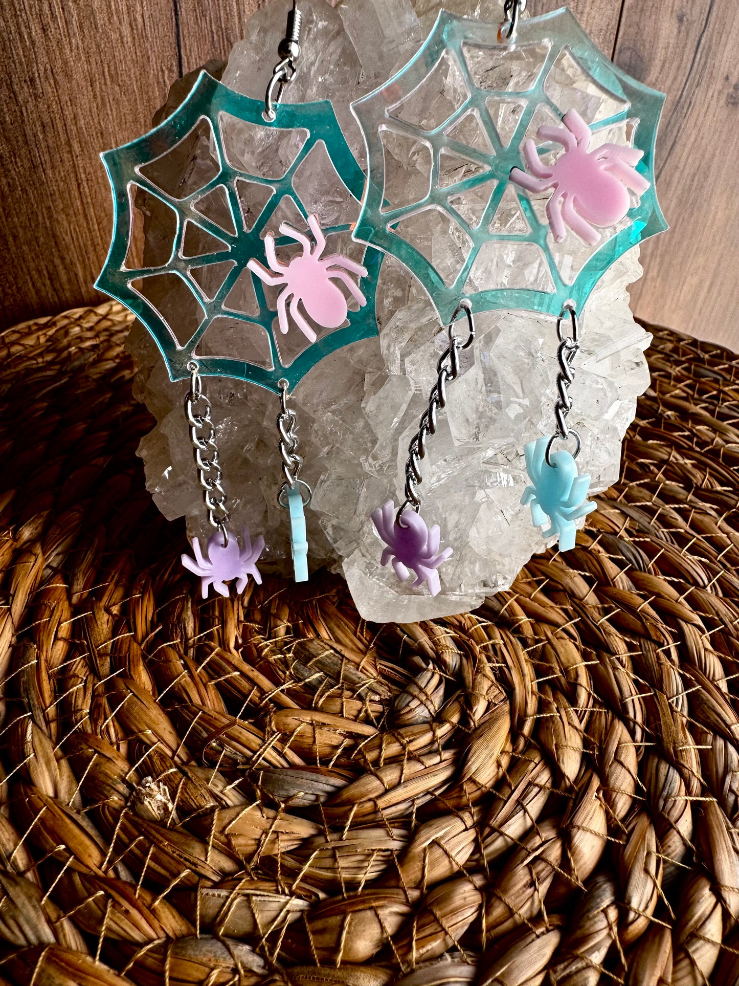 🕸️ Pendientes Weby