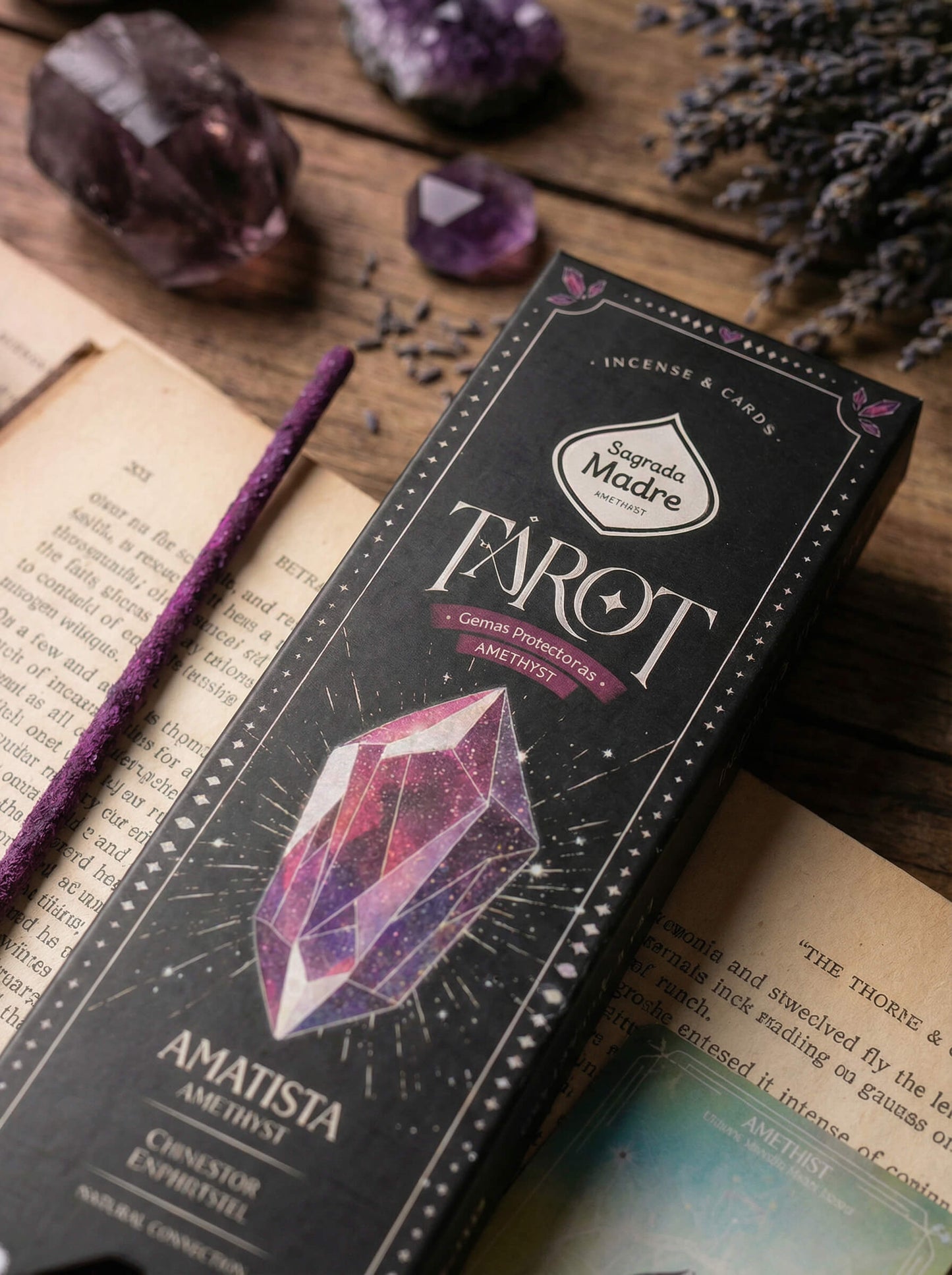 Incienso Tarot Gemas Amatista Sagrada Madre – Violeta y Lavanda | Ritual de Calma y Protección